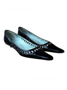 SIGERSON MORRISON Black Patent Leather Pump w/ Silver Metal Kitten Heel